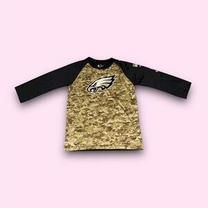Philadelphia Eagles NFL Salute to service Nike
Dri-fit shirt women’s large